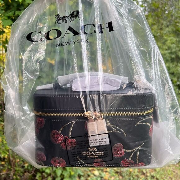 COACH Jewelry Cosmetic & Make up Case w Cherry Print CDC13 AUTHENTIC Coach Pkg’d - Picture 3 of 10